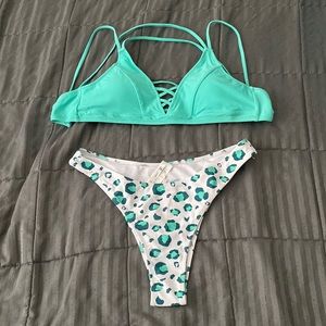 NWT teal leopard print bikini